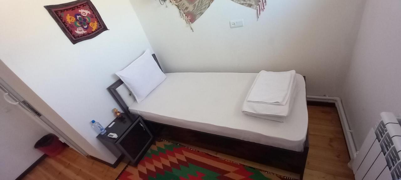 Khiva Tosh Darvoza & Trip Service מראה חיצוני תמונה