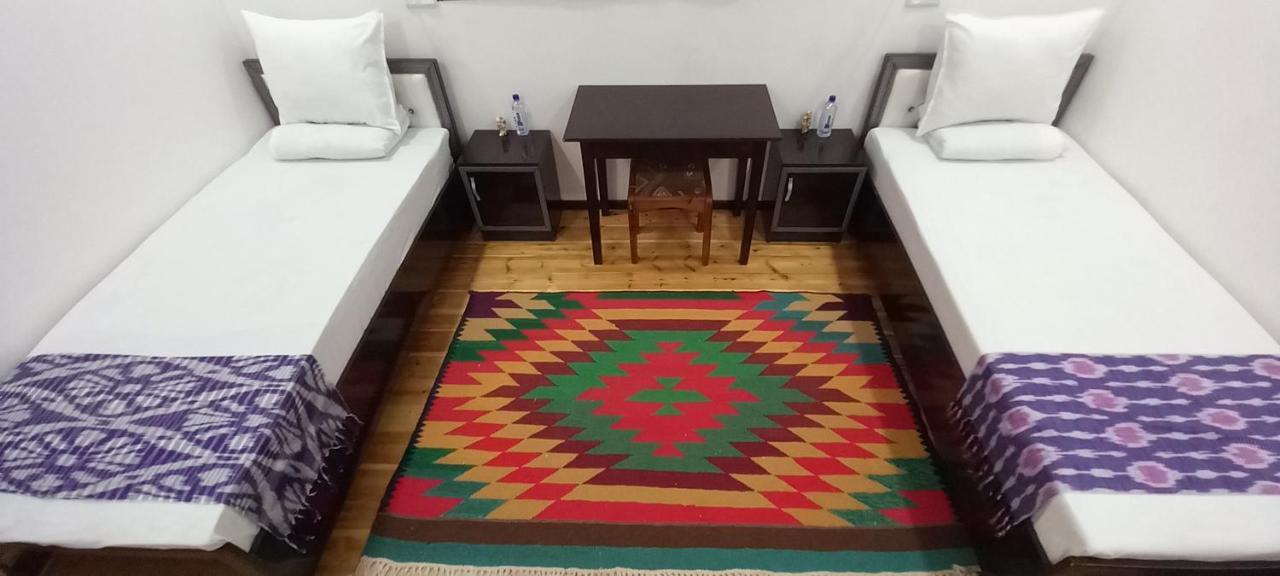 Khiva Tosh Darvoza & Trip Service מראה חיצוני תמונה