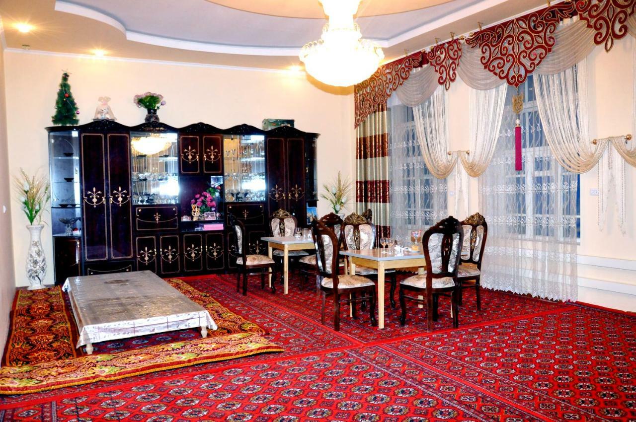 Khiva Tosh Darvoza & Trip Service מראה חיצוני תמונה