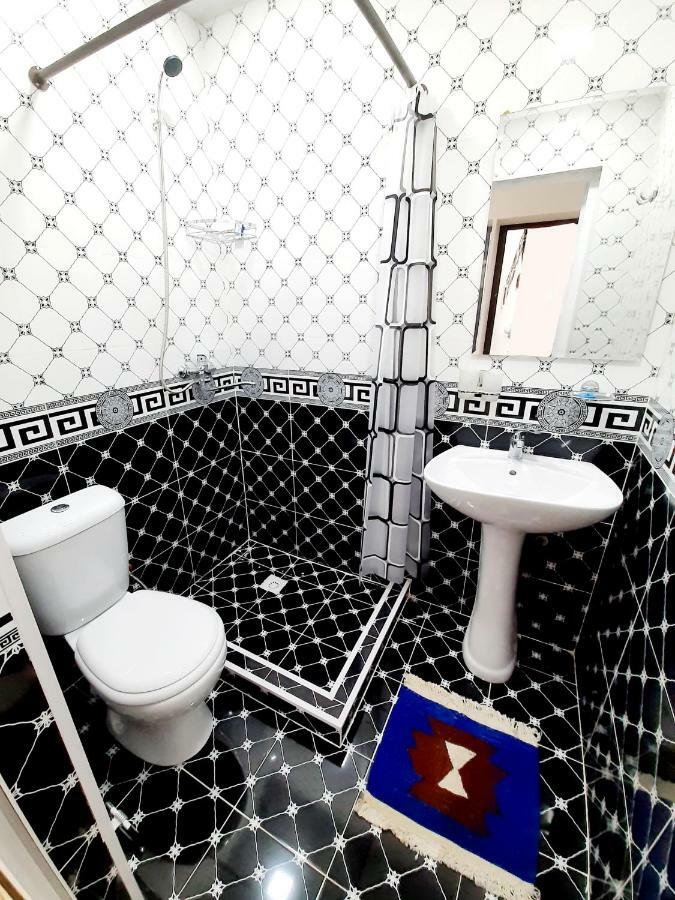 Khiva Tosh Darvoza & Trip Service מראה חיצוני תמונה